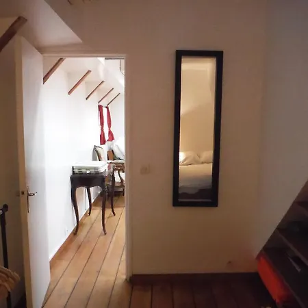 Peniche - Le Nenuphar Båthotell