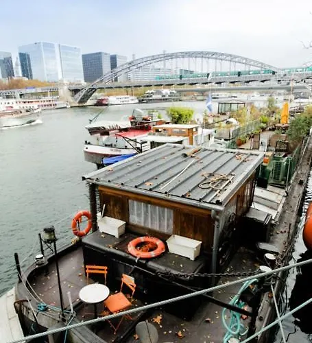 Péniche - Le Nénuphar